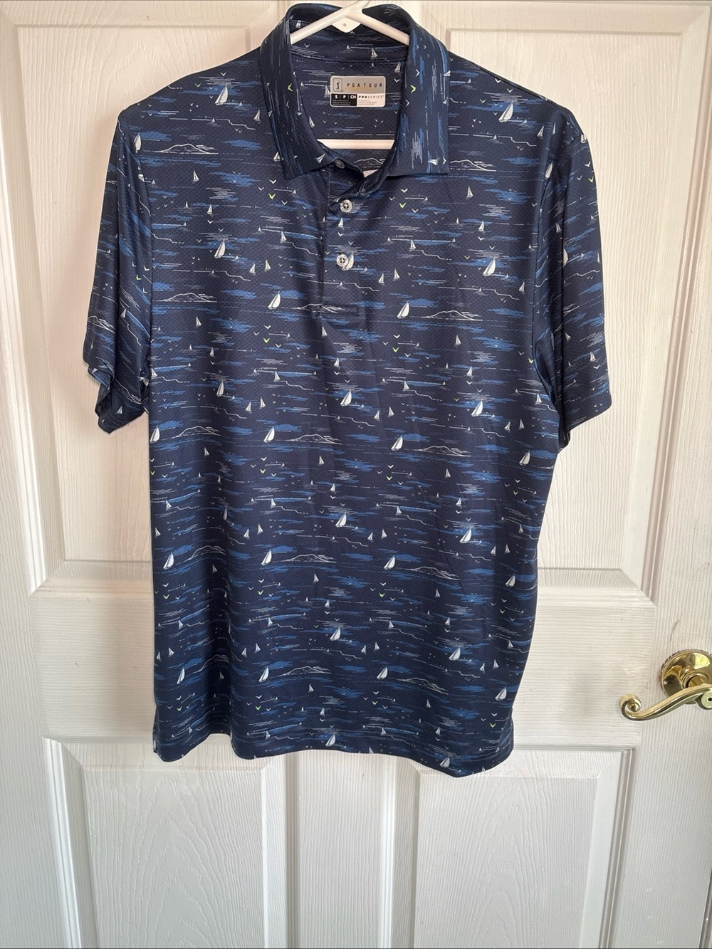 Men’s PGA TOUR Airflux sailboat nautical print Golf Polo Coastal